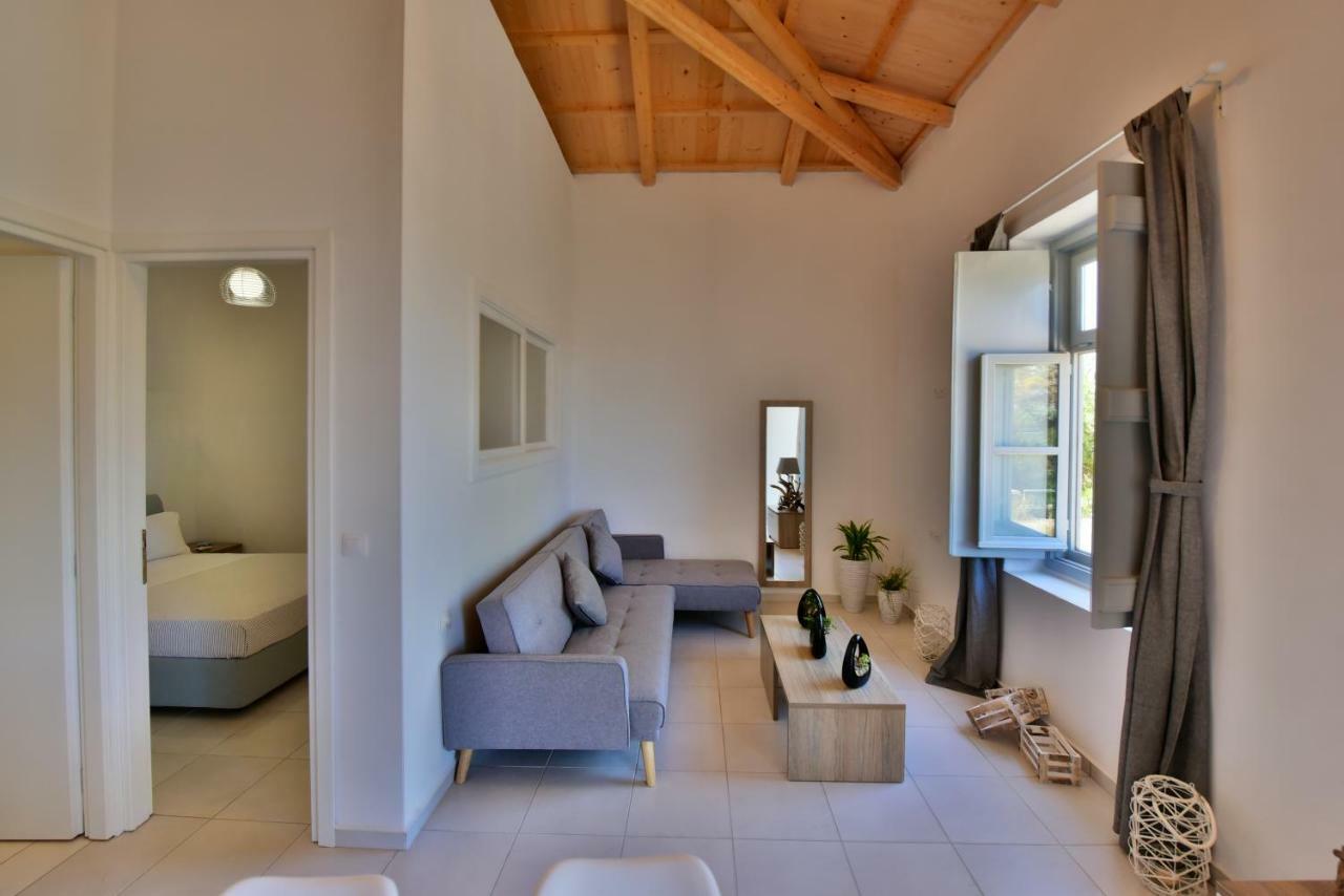 이드라 Douskos Beach House 아파트 외부 사진
